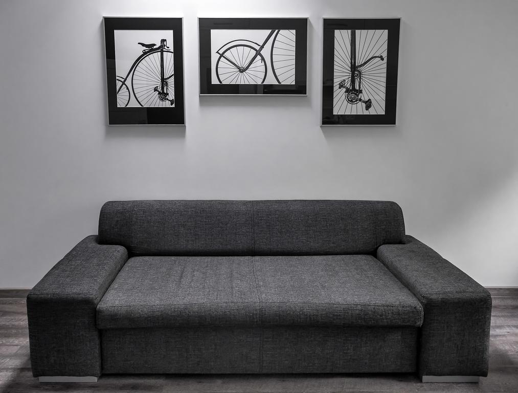 House - Two Bedroom Apartment *